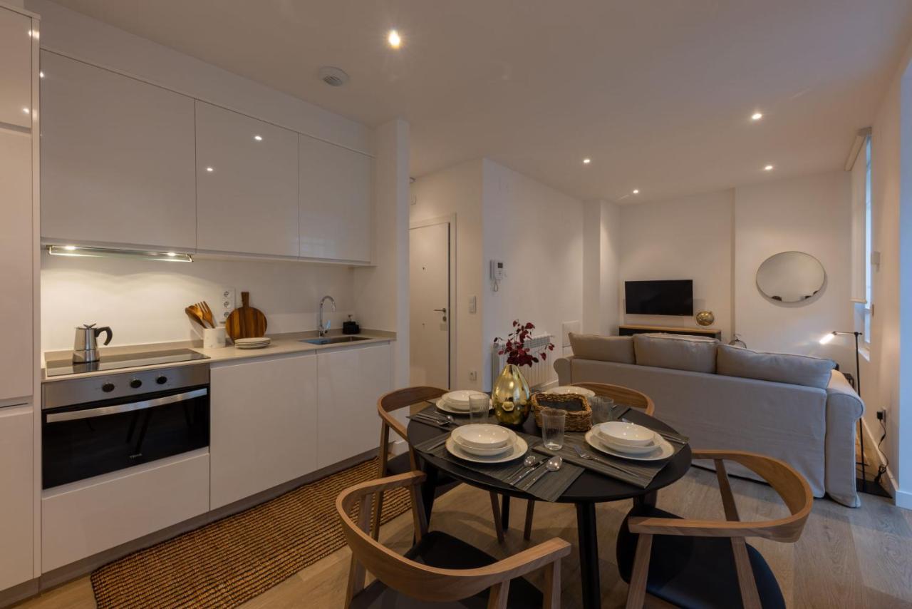 Corunaflat Apartamentos Con Encanto En El Centro De آكورونيا المظهر الخارجي الصورة