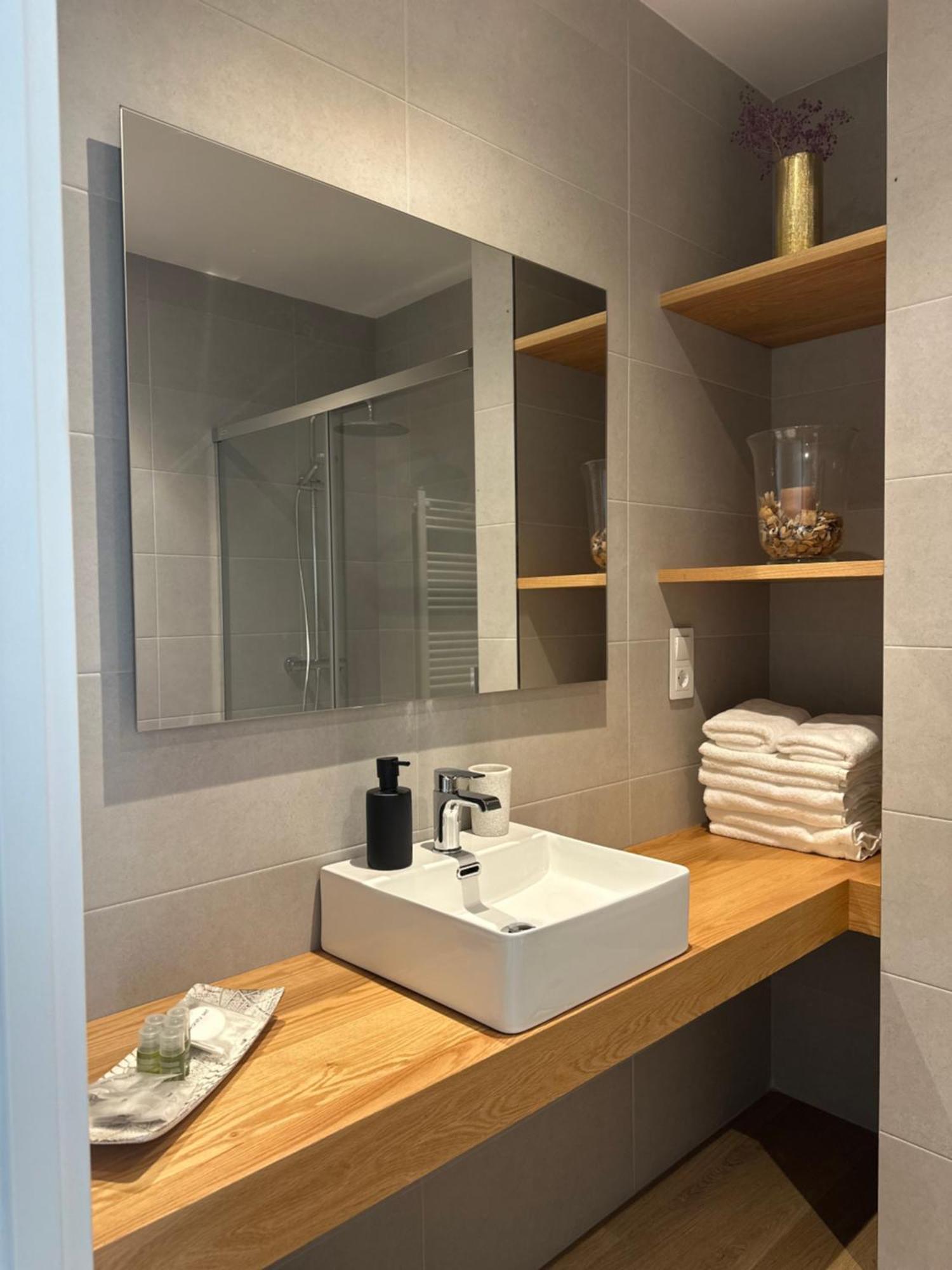 Corunaflat Apartamentos Con Encanto En El Centro De آكورونيا المظهر الخارجي الصورة