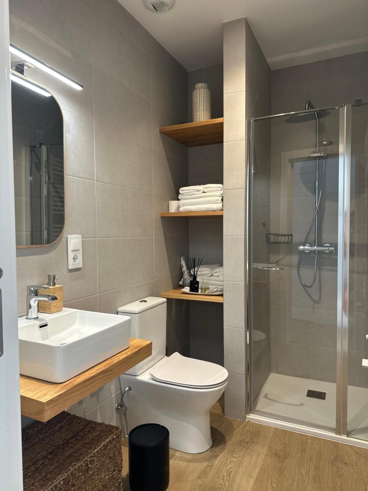 Corunaflat Apartamentos Con Encanto En El Centro De آكورونيا المظهر الخارجي الصورة